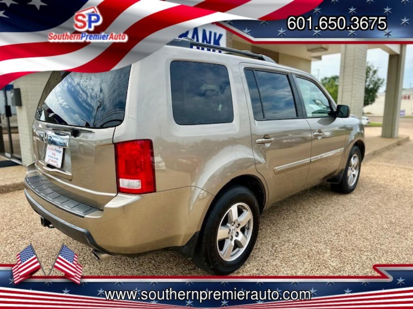 2010 TAN HONDA PILOT EXL (5FNYF3H52AB) , located at 922 W. Beacon St., Philadelphia, MS, 39350, (601) 650-3675, 32.770447, -89.127151 - Photo#5