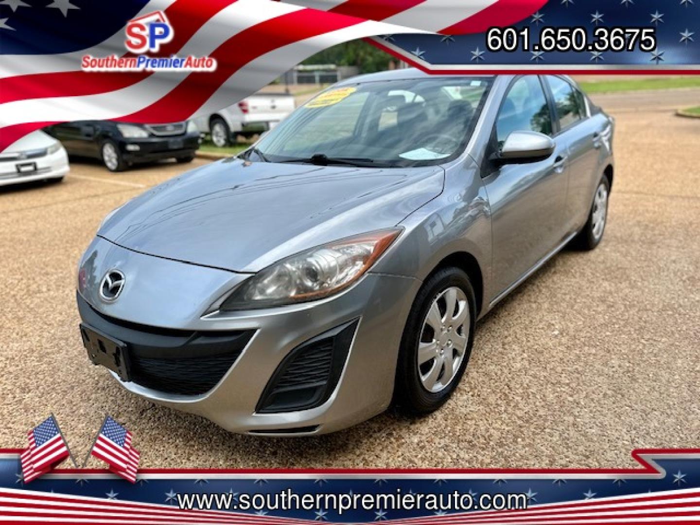 2011 SILVER MAZDA MAZDA3 I SPORT (JM1BL1UF7B1) , located at 922 W. Beacon St., Philadelphia, MS, 39350, (601) 650-3675, 32.770447, -89.127151 - Photo#2