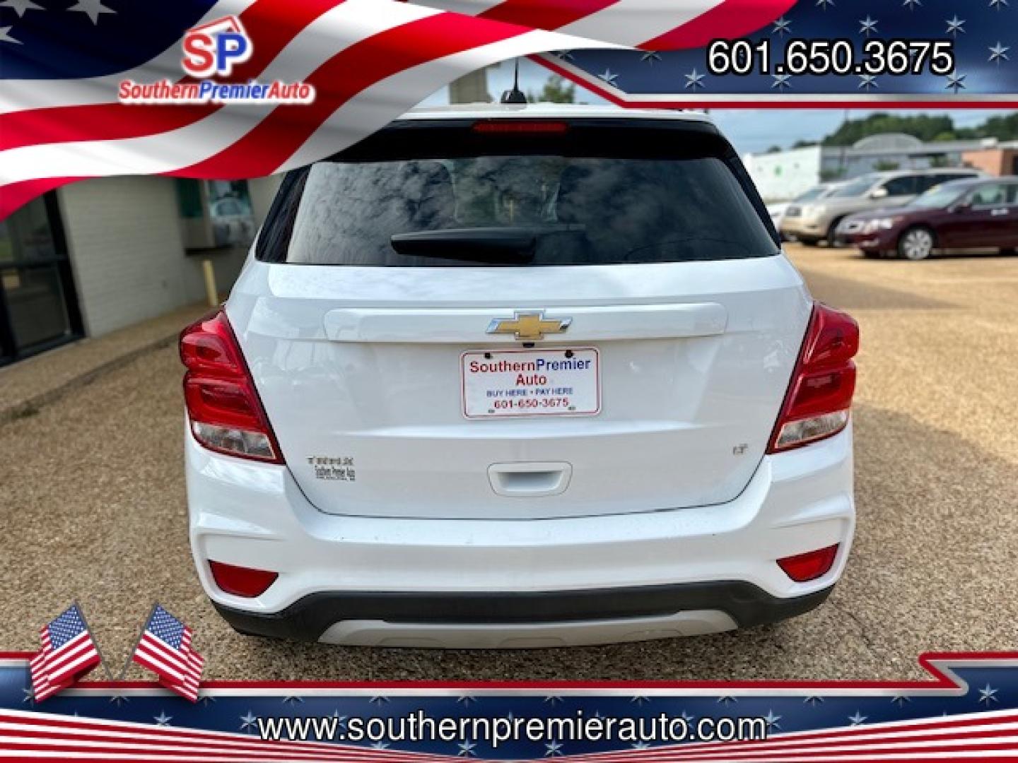 2018 WHITE CHEVROLET TRAX 1LT (KL7CJLSB9JB) , located at 922 W. Beacon St., Philadelphia, MS, 39350, (601) 650-3675, 32.770447, -89.127151 - Photo#4