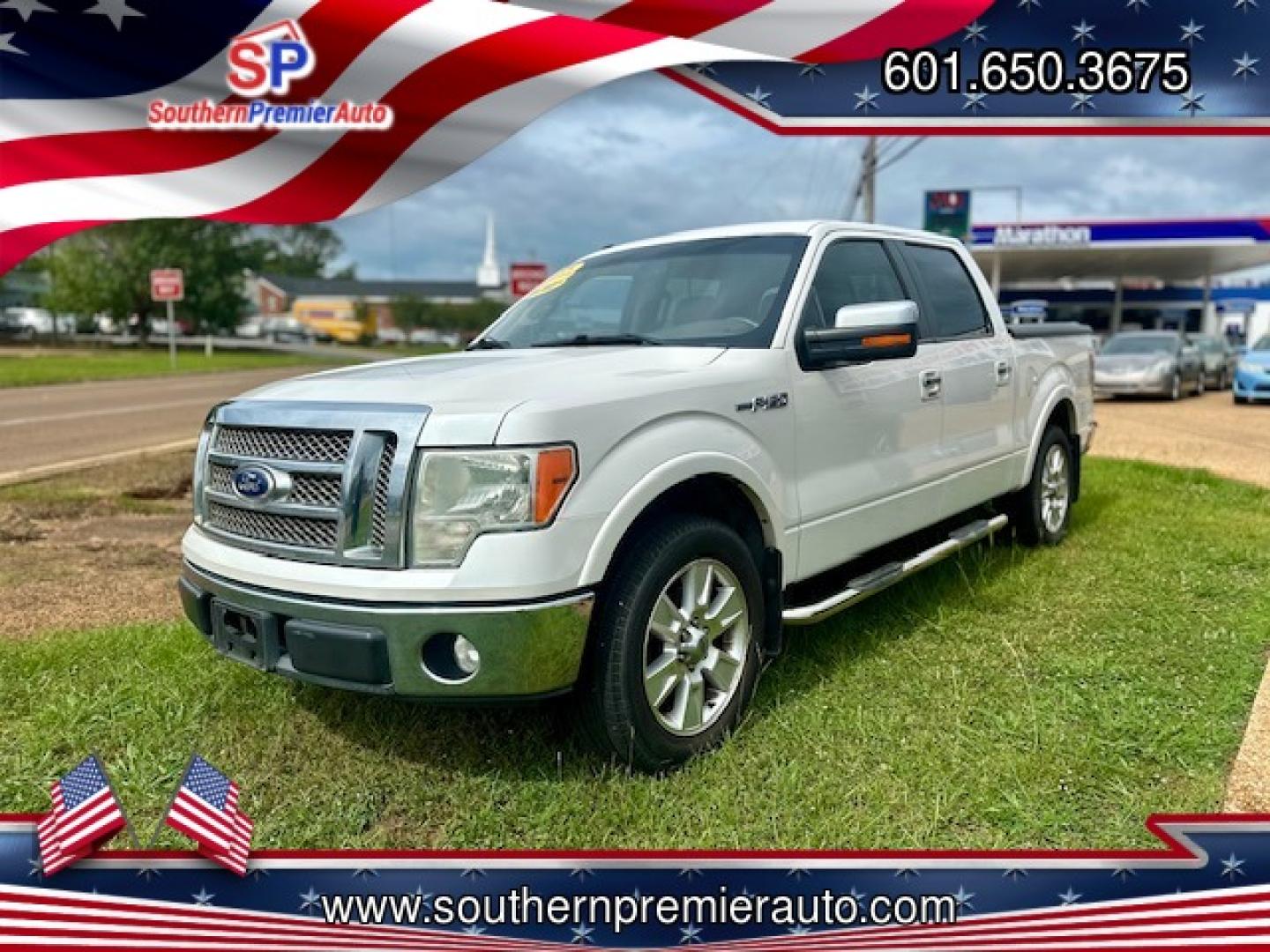 2010 WHITE /Tan FORD F-150 Lariat SuperCrew 5.5-ft. Bed 2WD (1FTFW1CV2AF) with an 5.4L V8 SOHC 24V FFV engine, 4-Speed Automatic transmission, located at 922 W. Beacon St., Philadelphia, MS, 39350, (601) 650-3675, 32.770447, -89.127151 - 2010 Ford F-150 Lariat SuperCrew 5.5-ft. Bed 2WD Year:2010 Make:Ford Model:F-150 Engine:5.4L V8 SOHC 24V FFV Body:CREW CAB PICKUP 4-DR Transmission:4-Speed Automatic Drive Type:RWD Mpg City:14 Mpg:20 Trim: Lariat Super Crew 5.5-ft. Bed 2WD Leather Tan interior Heated and Cooled - Photo#0