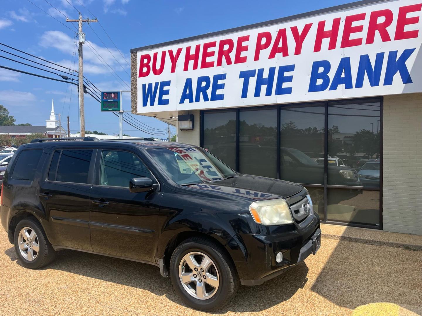 2009 BLACK HONDA PILOT EXL EXL (5FNYF38509B) with an 3.5L V6 SOHC 24V engine, 5-Speed Automatic Overdrive transmission, located at 922 W. Beacon St., Philadelphia, MS, 39350, (601) 650-3675, 32.770447, -89.127151 - Title: 2009 Honda Pilot EX-L Year: 2009 Make: Honda Model: Pilot Engine: 3.5L V6 SOHC 24V Body: SPORT UTILITY 4-DR Transmission: 5-Speed Automatic Overdrive Drive Type: FWD Mpg City: 17 Mpg: 23 Trim: EX-L - Photo#0