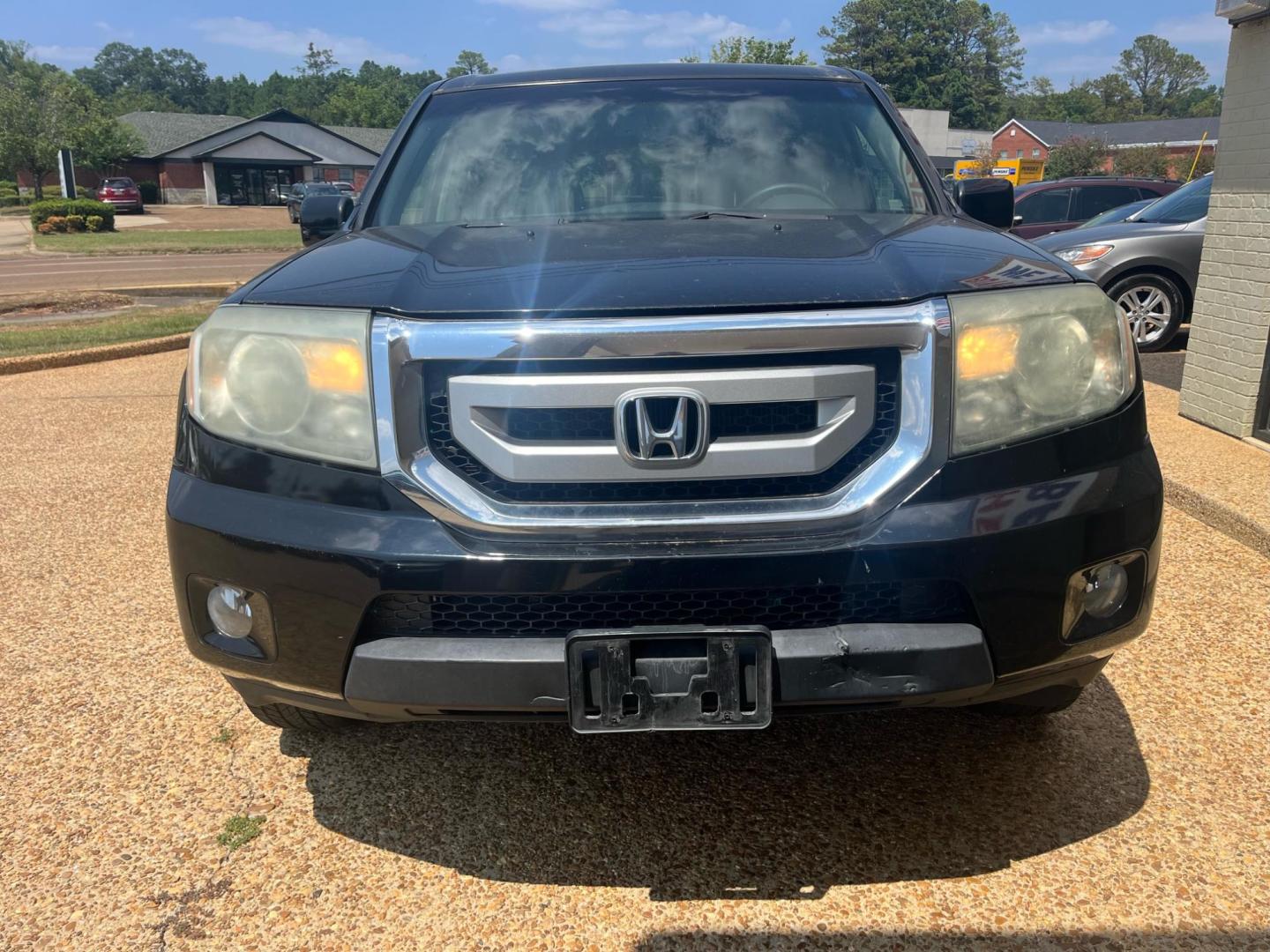 2009 BLACK HONDA PILOT EXL EXL (5FNYF38509B) with an 3.5L V6 SOHC 24V engine, 5-Speed Automatic Overdrive transmission, located at 922 W. Beacon St., Philadelphia, MS, 39350, (601) 650-3675, 32.770447, -89.127151 - Title: 2009 Honda Pilot EX-L Year: 2009 Make: Honda Model: Pilot Engine: 3.5L V6 SOHC 24V Body: SPORT UTILITY 4-DR Transmission: 5-Speed Automatic Overdrive Drive Type: FWD Mpg City: 17 Mpg: 23 Trim: EX-L - Photo#2