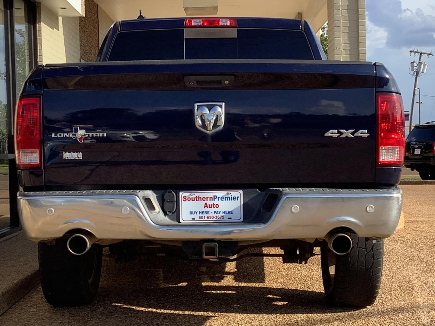 2015 BLUE /Grey RAM 1500 SLT; BIG HORN; (1C6RR7LM5FS) with an 3.0L engine, located at 922 W. Beacon St., Philadelphia, MS, 39350, (601) 650-3675, 32.770447, -89.127151 - 2015 RAM 1500 SLT Crew Cab SWB 4WD Year:2015 Make:RAM Model:1500 Engine:3.0L V6 DIESEL Body:CREW CAB PICKUP 4-DR Transmission:6-Speed Automatic Drive Type:4WD Mpg City:16 Mpg:23 Trim:SLT Crew Cab SWB Complimentary Warranty! Complimentary Oil Changes ! - Photo#2