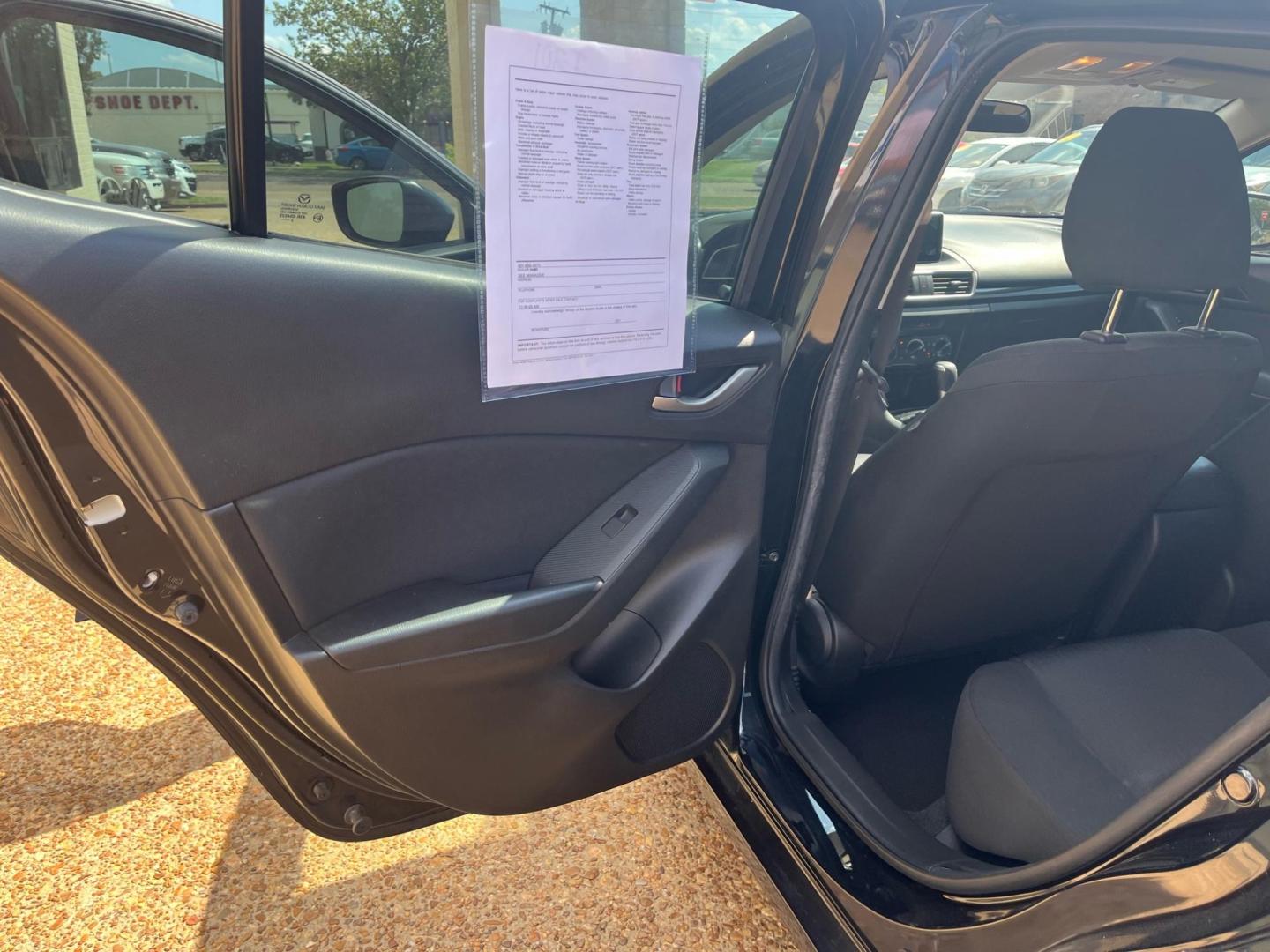 2015 BLACK /Black MAZDA MAZDA3 I SPORT W/SKY I-Sport AT (3MZBM1U72FM) with an 2.0L L4 DOHC 16V engine, 6-Speed Automatic transmission, located at 922 W. Beacon St., Philadelphia, MS, 39350, (601) 650-3675, 32.770447, -89.127151 - Title: 2015 Mazda MAZDA3 i Sport AT Year: 2015 Make: Mazda Model: MAZDA3 Engine: 2.0L L4 DOHC 16V Body: SEDAN 4-DR Transmission: 6-Speed Automatic Drive Type: FWD Mpg City: 30 Mpg: 41 Trim: i Sport AT - Photo#7