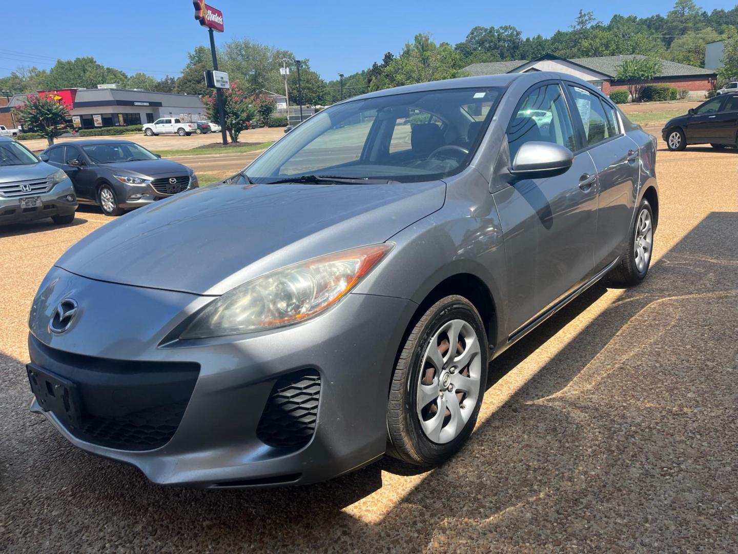 2013 GRAY MAZDA MAZDA3 I SV Sport (JM1BL1TF6D1) with an 2.0L L4 DOHC 16V engine, 6-Speed Automatic transmission, located at 922 W. Beacon St., Philadelphia, MS, 39350, (601) 650-3675, 32.770447, -89.127151 - Title: 2013 Mazda MAZDA3 I SV Year: 2013 Make: Mazda Model: MAZDA3 Engine: 2.0L L4 DOHC 16V Body: SEDAN 4-DR Transmission: 6-Speed Automatic Drive Type: FWD Mpg City: 25 Mpg: 33 Trim: I SV MT - Photo#1