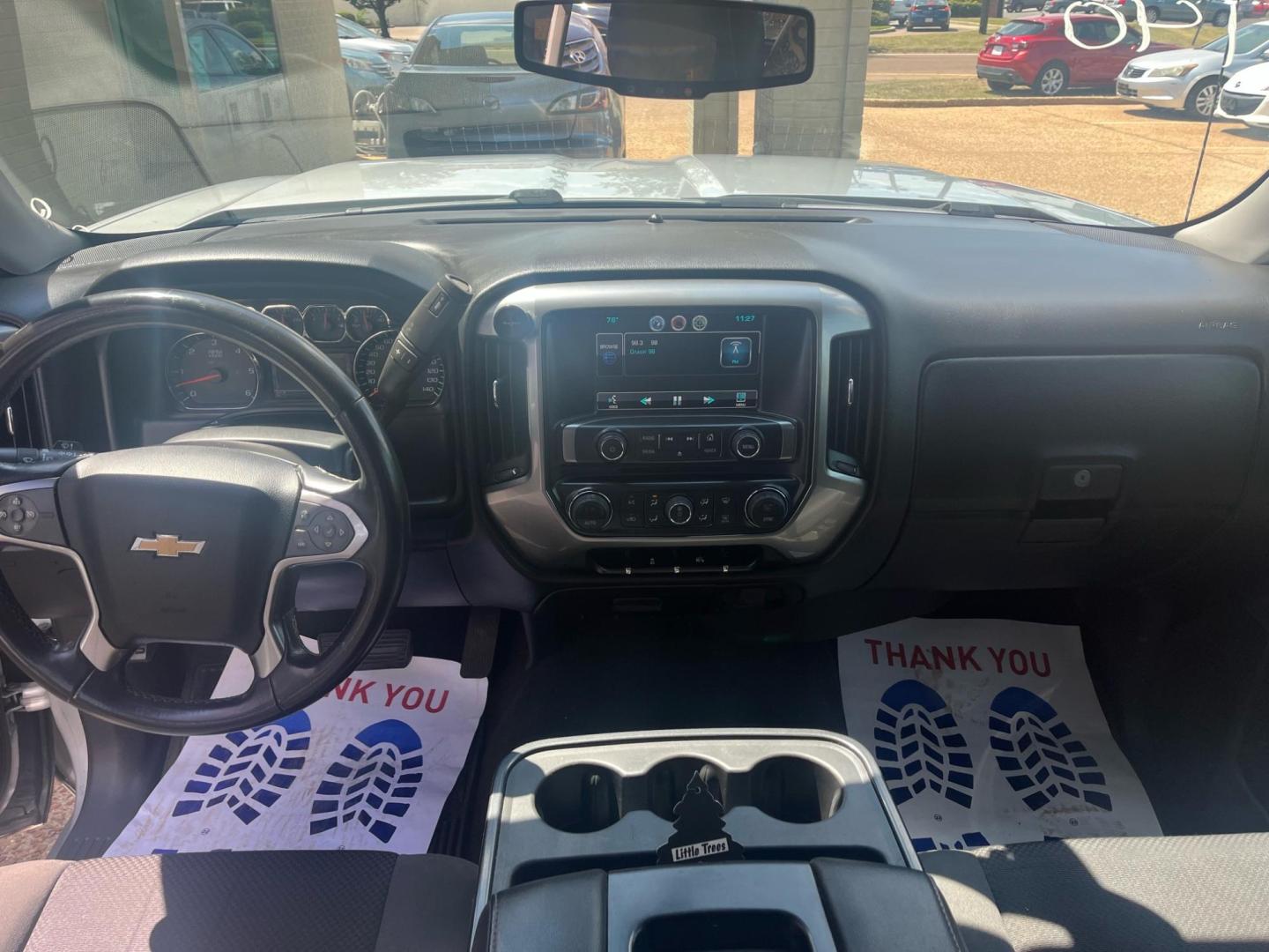 2014 SILVER /Black CHEVROLET SILVERADO LT LT (3GCPCREC5EG) with an 5.3L V8 OHV 16V engine, 6-Speed Automatic transmission, located at 922 W. Beacon St., Philadelphia, MS, 39350, (601) 650-3675, 32.770447, -89.127151 - Title: 2014 Chevrolet Silverado 1500 LT Year: 2014 Make: Chevrolet Model: Silverado 1500 Engine: 4.8L V8 OHV 16V Body: CREW CAB PICKUP Transmission: 6-Speed Automatic Drive Type: RWD Mpg City: 18 Mpg: 24 Trim: LT - Photo#5