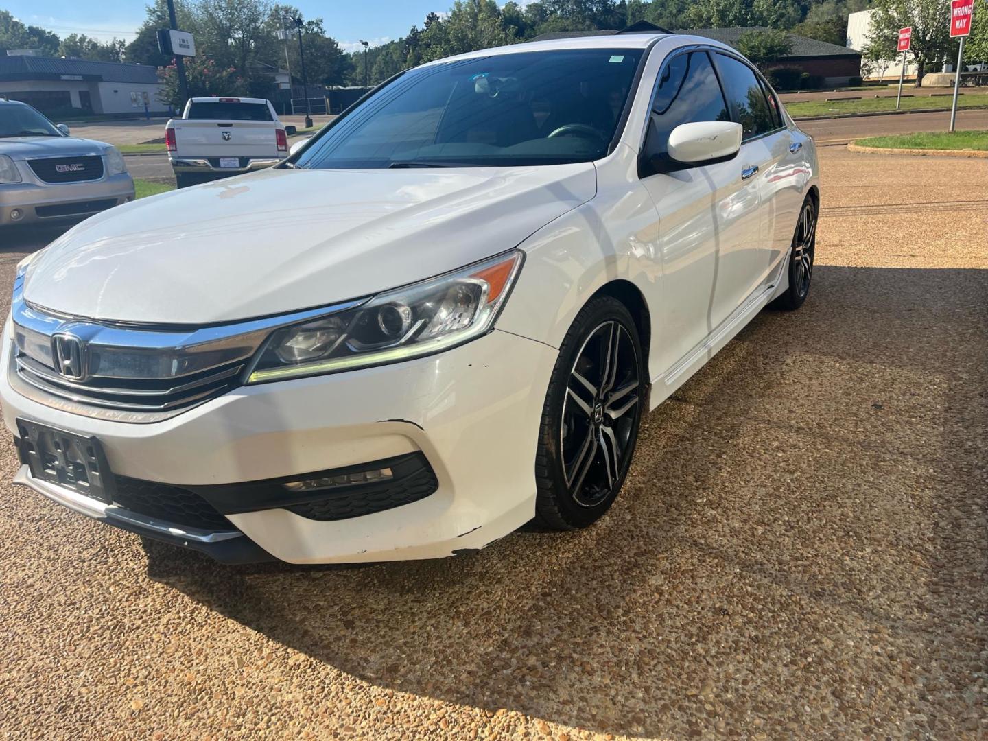 2016 WHITE HONDA ACCORD SPORT Sport (1HGCR2F57GA) with an 2.4L L4 DOHC 16V engine, CVT transmission, located at 922 W. Beacon St., Philadelphia, MS, 39350, (601) 650-3675, 32.770447, -89.127151 - Year: 2016 Make: Honda Model: Accord Engine: 2.4L L4 DOHC 16V Body: SEDAN 4-DR Transmission: CVT Drive Type: FWD Mpg City: 26 Mpg: 35 Trim: Sport Sedan - Photo#3