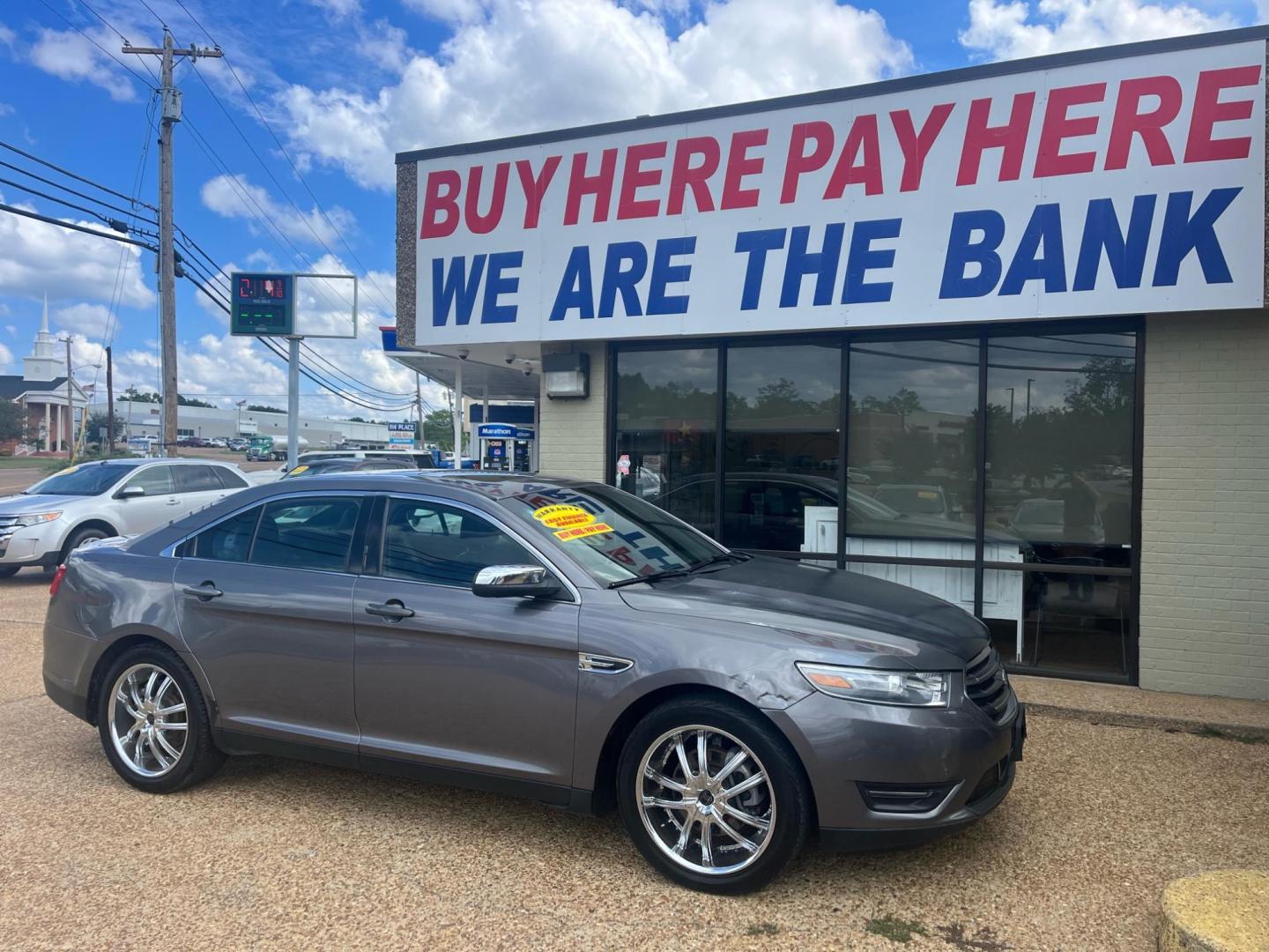 2013 GRAY /Black leather FORD TAURUS LIMITED Limited (1FAHP2F83DG) with an 3.5L V6 DOHC 24V engine, 6-Speed Automatic transmission, located at 922 W. Beacon St., Philadelphia, MS, 39350, (601) 650-3675, 32.770447, -89.127151 - Title: 2013 Ford Taurus Limited Year: 2013 Make: Ford Model: Taurus Engine: 3.5L V6 DOHC 24V Body: SEDAN 4-DR Transmission: 6-Speed Automatic Drive Type: FWD Mpg City: 19 Mpg: 29 Trim: Limited - Photo#0