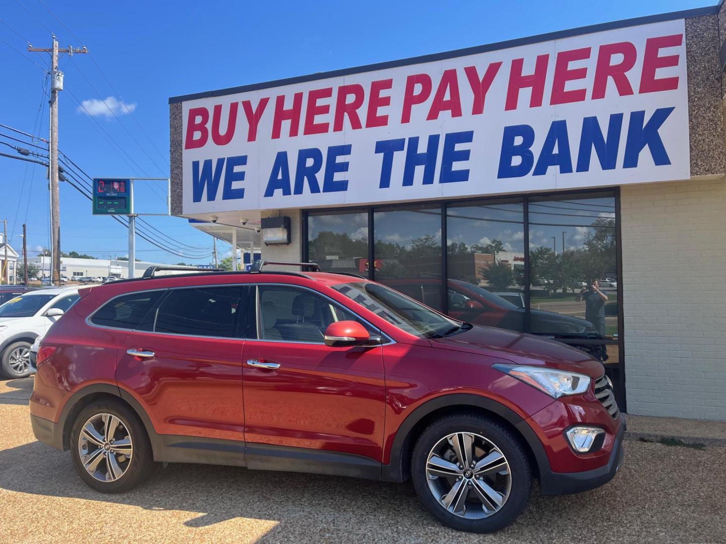 2014 RED HYUNDAI SANTA FE XL GLS; LIM Limited (KM8SN4HF5EU) with an 3.3L V6 DOHC 24V engine, 6-Speed Automatic transmission, located at 922 W. Beacon St., Philadelphia, MS, 39350, (601) 650-3675, 32.770447, -89.127151 - Title: 2014 Hyundai Santa Fe GLS FWD Year: 2014 Make: Hyundai Model: Santa Fe Engine: 3.3L V6 DOHC 24V Body: SPORT UTILITY 4-DR Transmission: 6-Speed Automatic Drive Type: FWD Mpg City: 18 Mpg: 25 Trim: GLS FWD - Photo#0