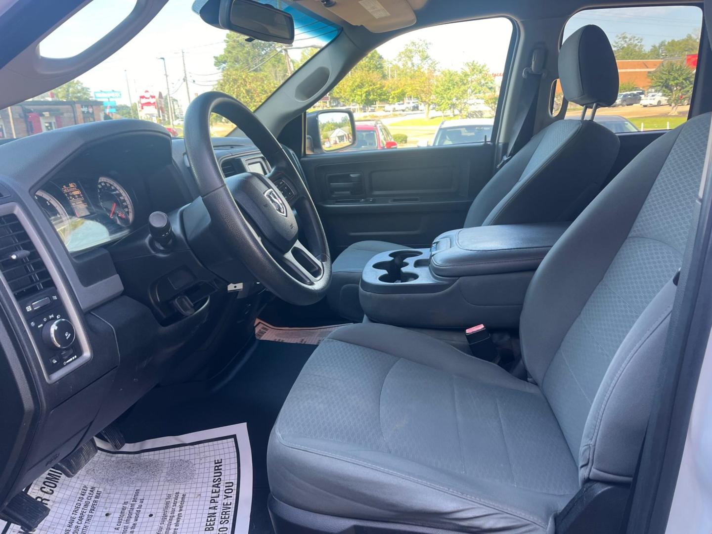 2015 WHITE /Grey RAM 1500 EXPRESS; TRADES tradesman (1C6RR7FT9FS) with an 5.7L V8 OHV 16V engine, 6-Speed Automatic transmission, located at 922 W. Beacon St., Philadelphia, MS, 39350, (601) 650-3675, 32.770447, -89.127151 - Title: 2015 RAM 1500 Tradesman 4WD Year: 2015 Make: RAM Model: 1500 Engine: 5.7L V8 OHV 16V Body: EXTENDED CAB PICKUP Transmission: 6-Speed Automatic Drive Type: 4WD Mpg City: 16 Mpg: 23 Trim: Tradesman 4WD - Photo#5