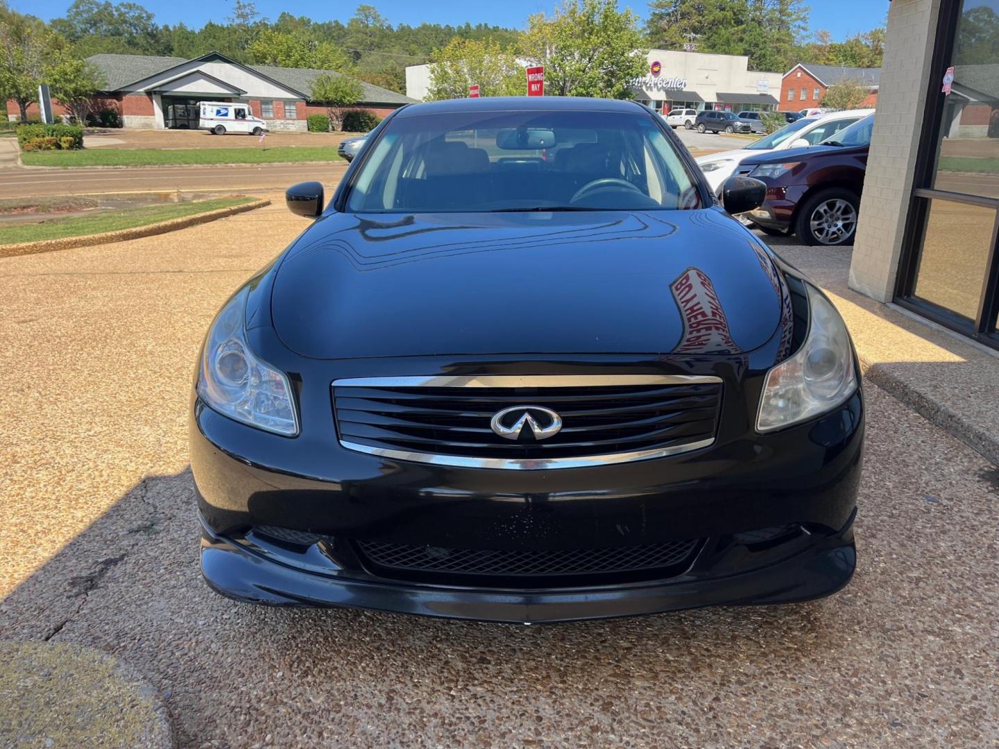 2009 BLACK INFINITI G37 BASE; SPORT; JOU G 37 SEDAN (JNKCV61E29M) with an 3.7L V6 DOHC 24V engine, 5-Speed Automatic transmission, located at 922 W. Beacon St., Philadelphia, MS, 39350, (601) 650-3675, 32.770447, -89.127151 - Title: 2009 Infiniti G 37 Sedan Year: 2009 Make: Infiniti Model: G Sedan Engine: 3.7L V6 DOHC 24V Body: COUPE 2-DR Transmission: 5-Speed Automatic Drive Type: RWD Mpg City: 18 Mpg: 26 - Photo#1