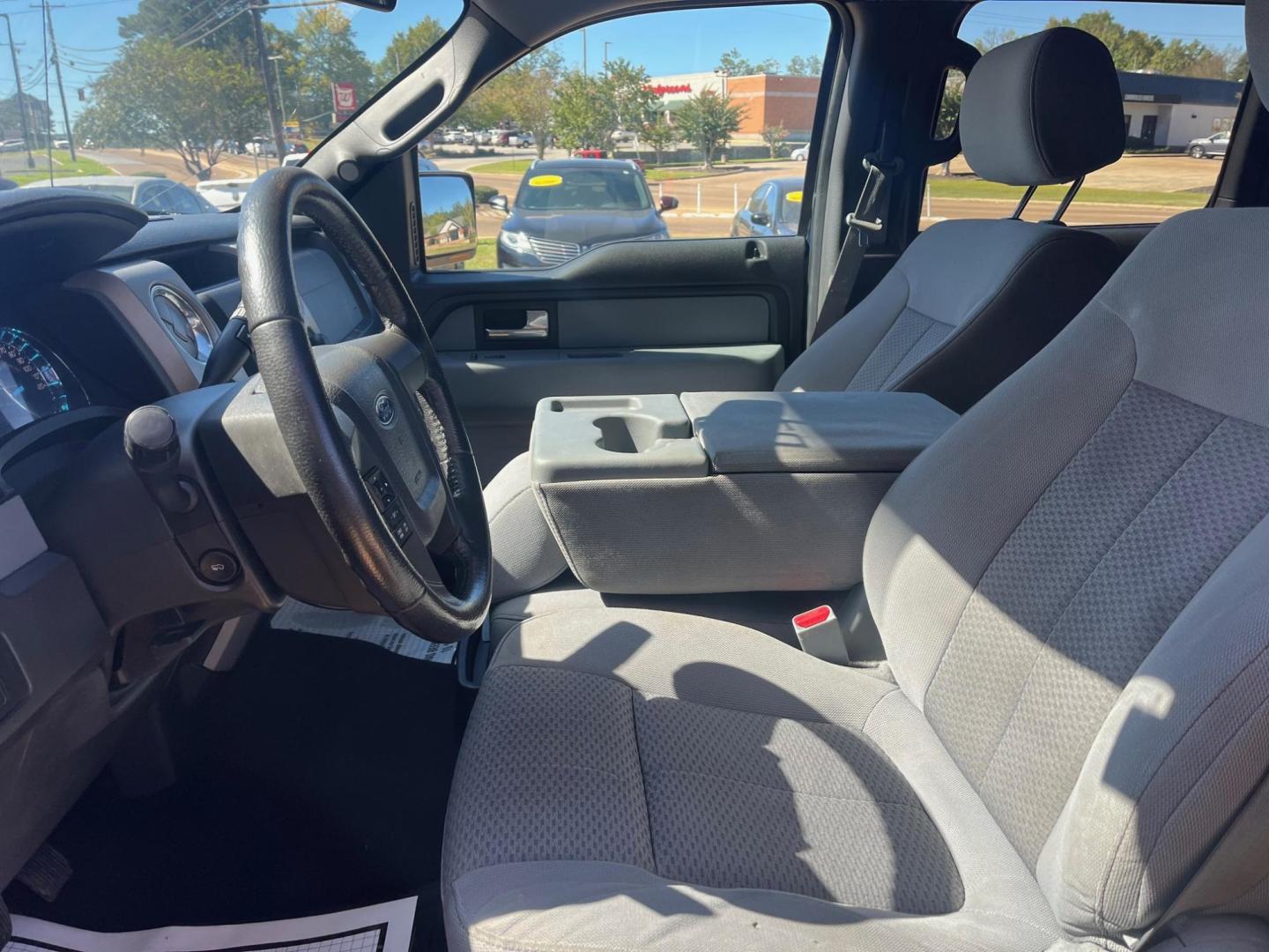 2012 BLUE FORD F-150 XL; PLATINUM; XL (1FTFW1CTXCF) with an 3.5L V6 TURBO engine, 6-Speed Automatic transmission, located at 922 W. Beacon St., Philadelphia, MS, 39350, (601) 650-3675, 32.770447, -89.127151 - Title: 2012 Ford F-150 Platinum Super Crew 6.5-ft. Bed Year: 2012 Make: Ford Model: F-150 Engine: 3.5L V6 TURBO Body: CREW CAB PICKUP 4-DR Transmission: 6-Speed Automatic Drive Type: RWD Mpg City: 16 Mpg: 22 Trim: Platinum Super Crew 6.5-ft. Bed - Photo#5