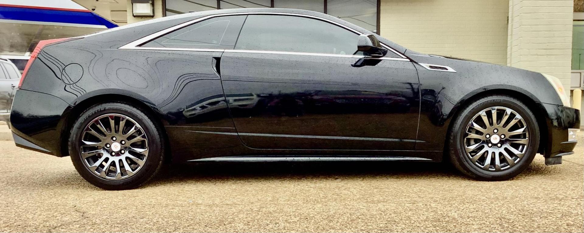 2013 BLACK /Gray CADILLAC CTS PERFORMANCE W/NA (1G6DK1E33D0) , located at 922 W. Beacon St., Philadelphia, MS, 39350, (601) 650-3675, 32.770447, -89.127151 - Title:2013 Cadillac CTS Performance Coupe w/ Navigation Year:2013 Make:Cadillac Model:CTS Engine:3.6L V6 DOHC 24V FFV Body:COUPE 2-DR Transmission:6-Speed Automatic Drive Type:RWD Mpg City:18 Mpg:27 Trim:Performance Coupe w/ Navigation - Photo#3