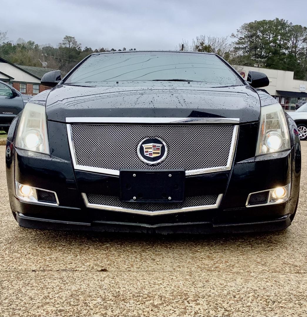 2013 BLACK /Gray CADILLAC CTS PERFORMANCE W/NA (1G6DK1E33D0) , located at 922 W. Beacon St., Philadelphia, MS, 39350, (601) 650-3675, 32.770447, -89.127151 - Title:2013 Cadillac CTS Performance Coupe w/ Navigation Year:2013 Make:Cadillac Model:CTS Engine:3.6L V6 DOHC 24V FFV Body:COUPE 2-DR Transmission:6-Speed Automatic Drive Type:RWD Mpg City:18 Mpg:27 Trim:Performance Coupe w/ Navigation - Photo#1