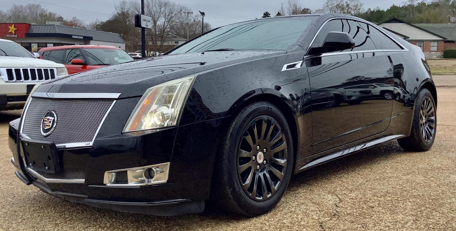 2013 BLACK /Gray CADILLAC CTS PERFORMANCE W/NA (1G6DK1E33D0) , located at 922 W. Beacon St., Philadelphia, MS, 39350, (601) 650-3675, 32.770447, -89.127151 - Title:2013 Cadillac CTS Performance Coupe w/ Navigation Year:2013 Make:Cadillac Model:CTS Engine:3.6L V6 DOHC 24V FFV Body:COUPE 2-DR Transmission:6-Speed Automatic Drive Type:RWD Mpg City:18 Mpg:27 Trim:Performance Coupe w/ Navigation - Photo#2